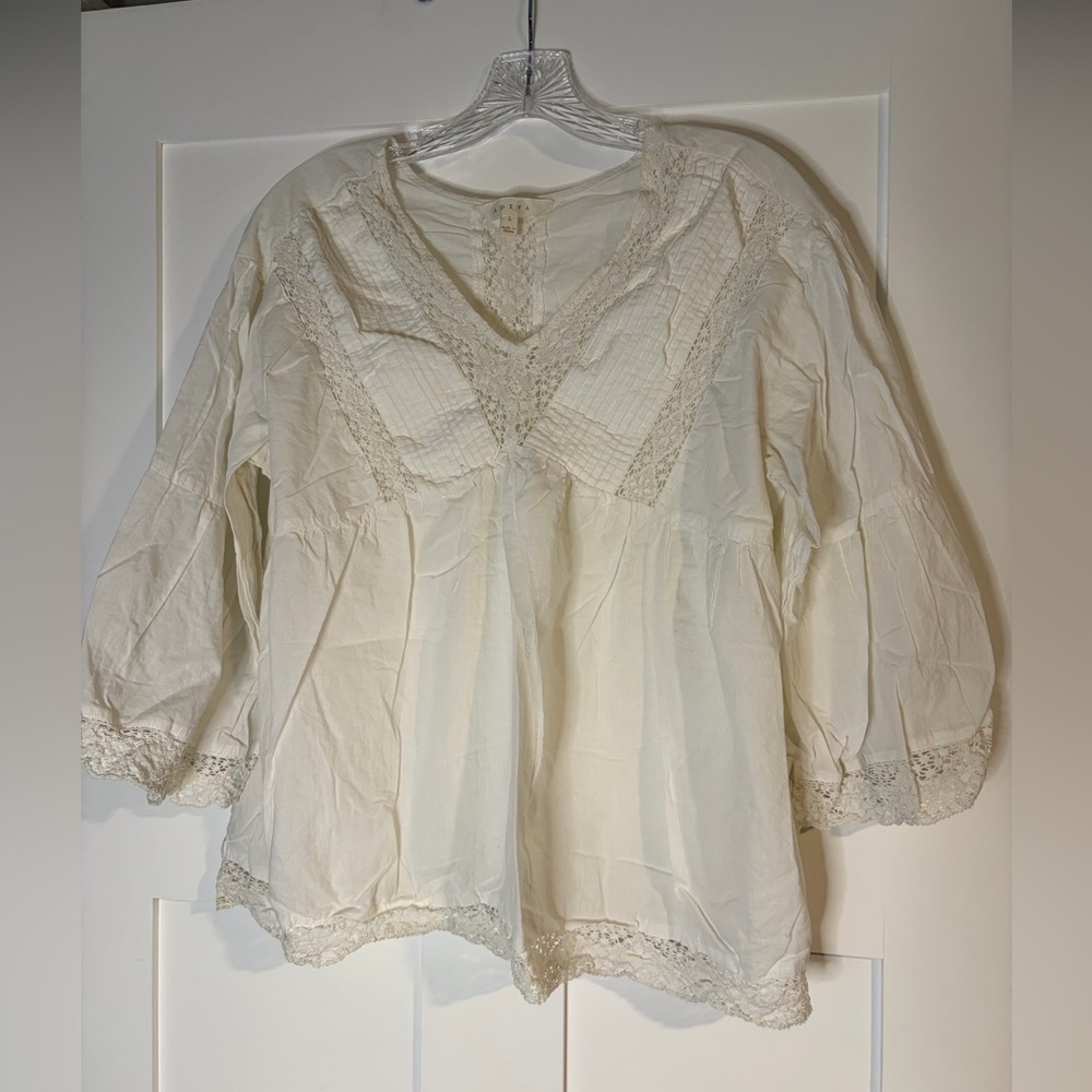 Adiva Cream‎ Lace Accent Blouse